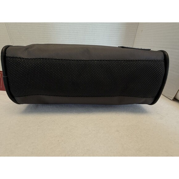 PERRY ELLIS PORTFOLIO Men's Grey  Travel Kit With Non Skid Bottle &  Handle New - Picture 4 of 16